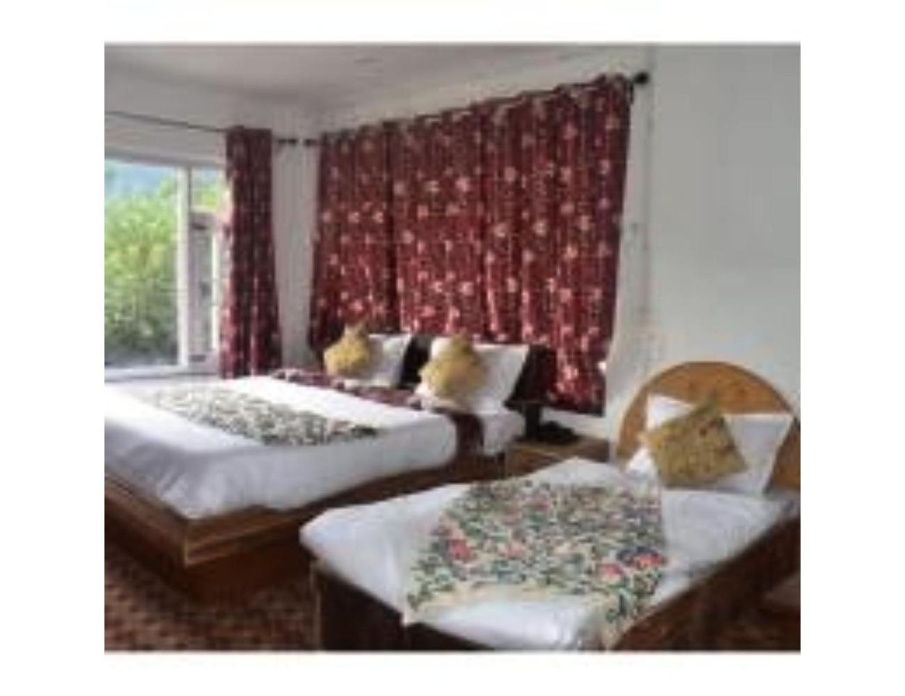New Relax Inn, Pahalgam, 2 Km From Lidder Valley מראה חיצוני תמונה