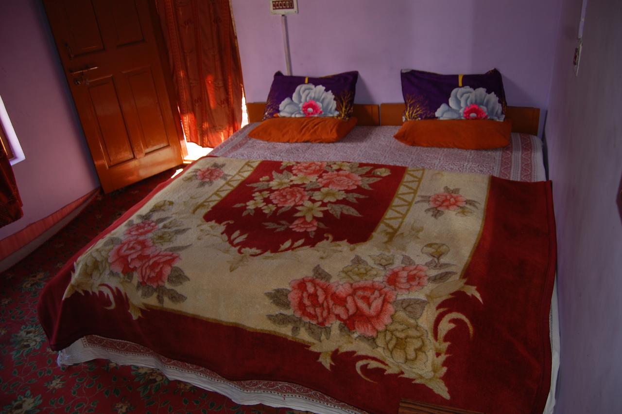 New Relax Inn, Pahalgam, 2 Km From Lidder Valley מראה חיצוני תמונה