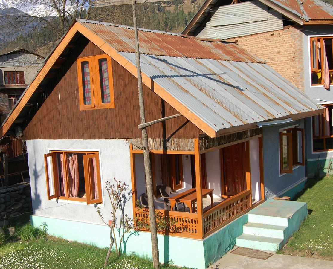New Relax Inn, Pahalgam, 2 Km From Lidder Valley מראה חיצוני תמונה